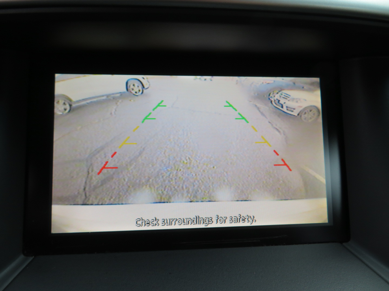 Nissan Pathfinder SV 2WD 2014