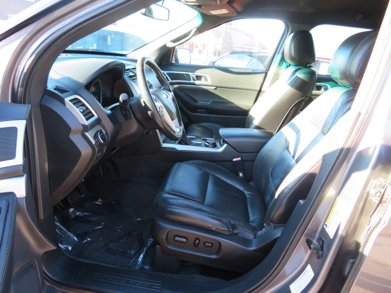 Ford Explorer XLT 4WD 2014