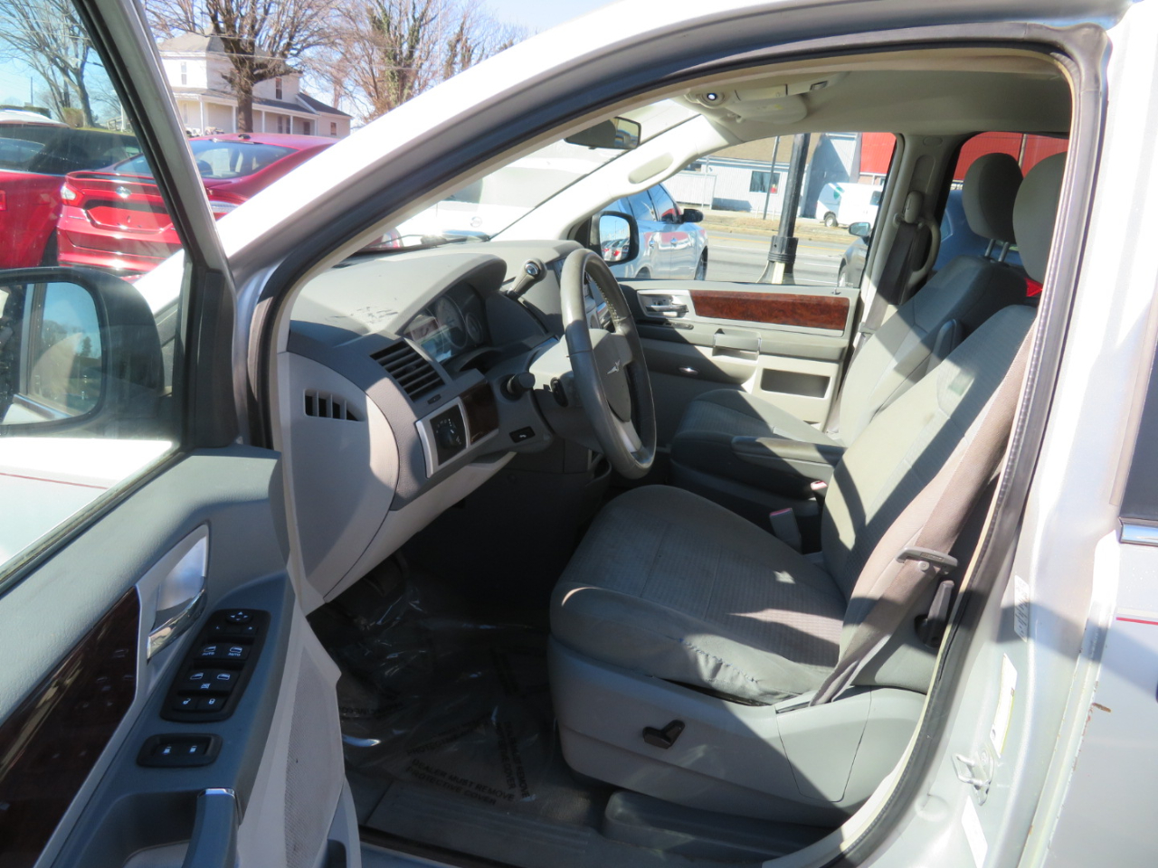 Chrysler Town & Country Touring 2010