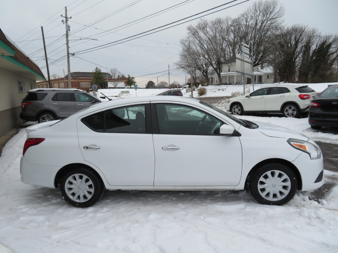 Nissan Versa 1.6 S 5M 2017