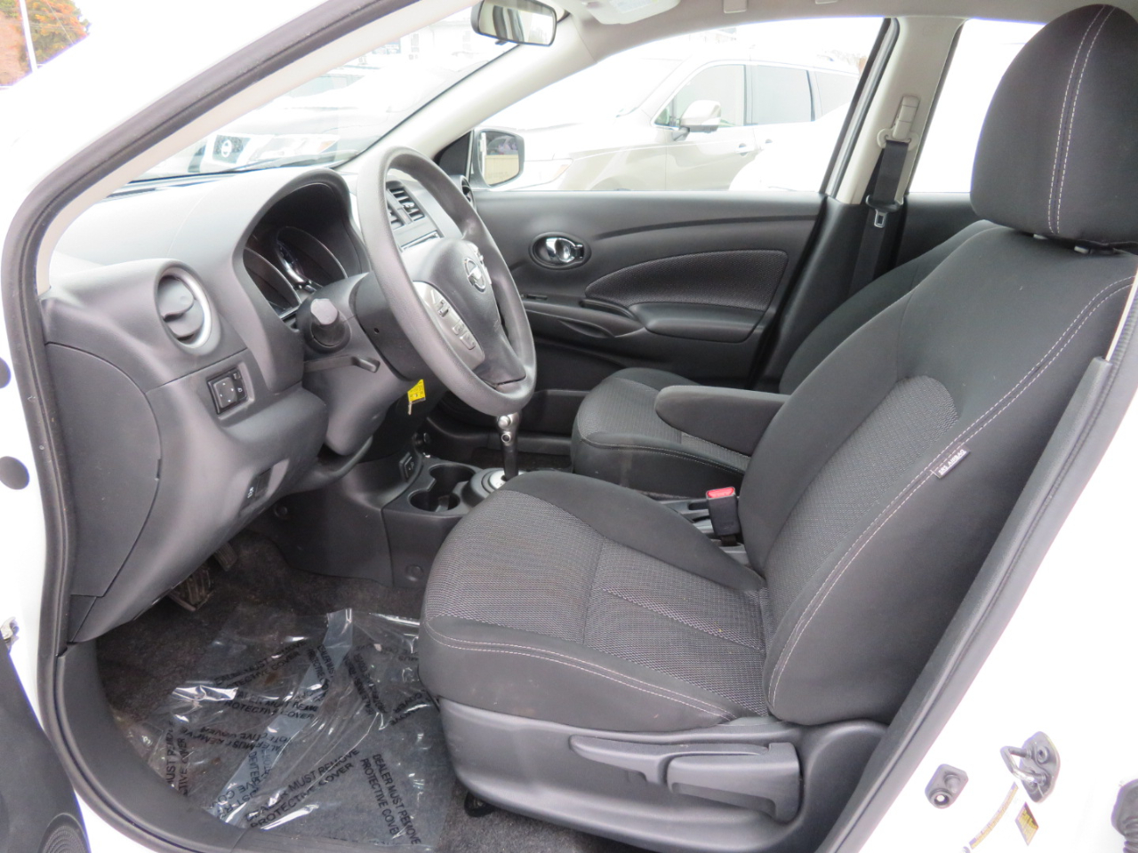 Nissan Versa 1.6 S 5M 2017