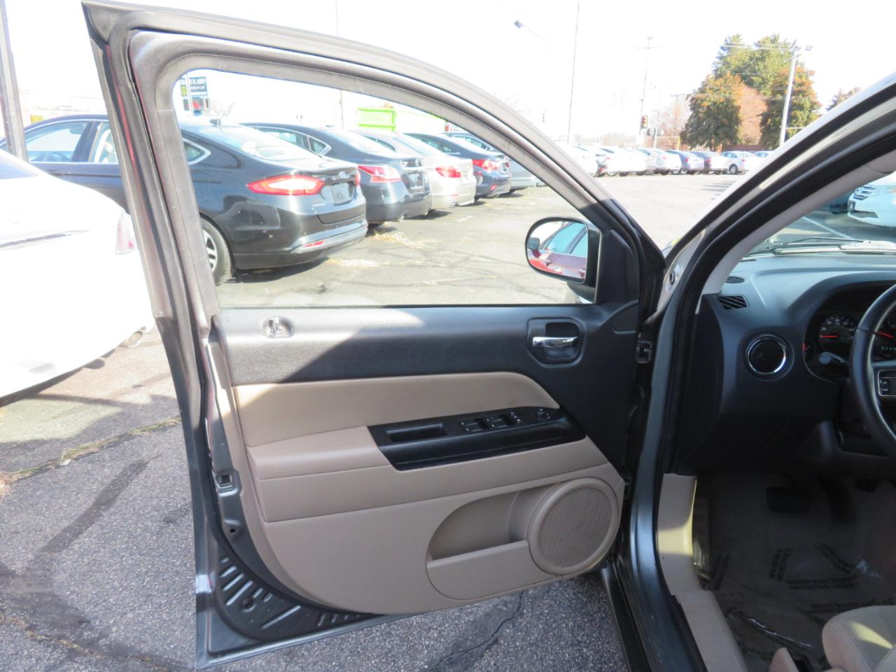 Jeep Compass Sport 4WD 2011