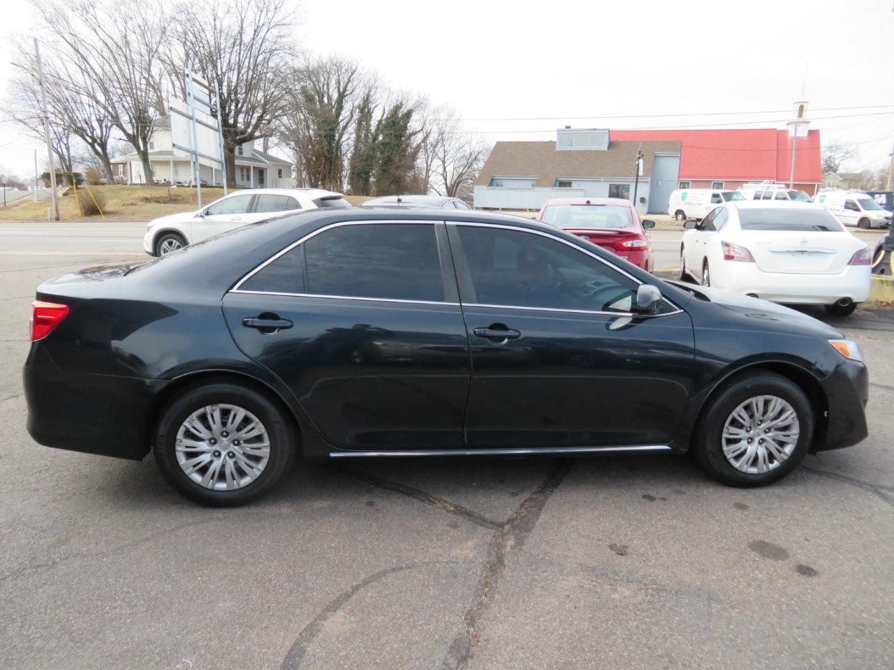 Toyota Camry XLE 2013