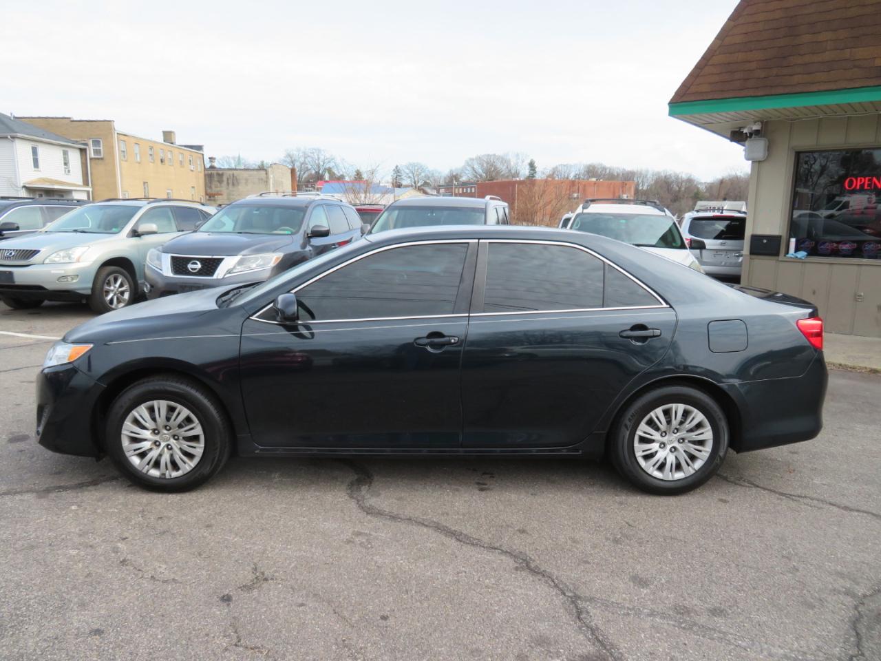 Toyota Camry XLE 2013