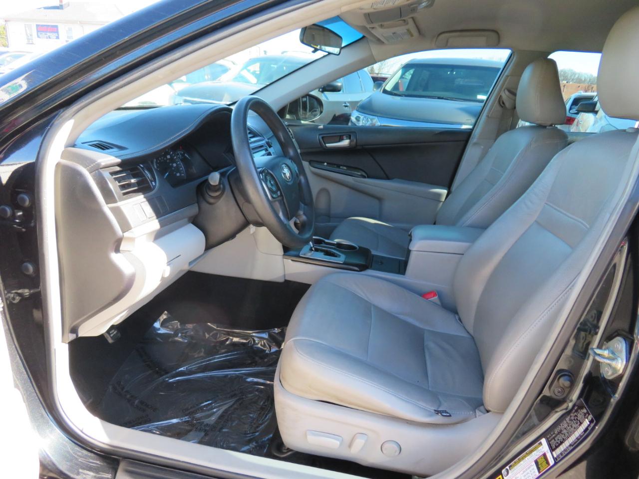Toyota Camry XLE 2013