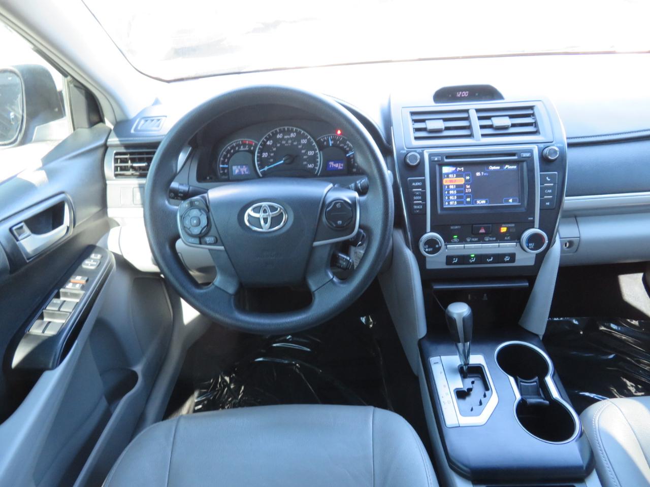 Toyota Camry XLE 2013
