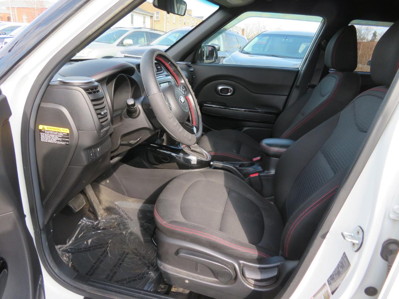 Kia Soul + w/Signature 2.0 Special Edition 2016