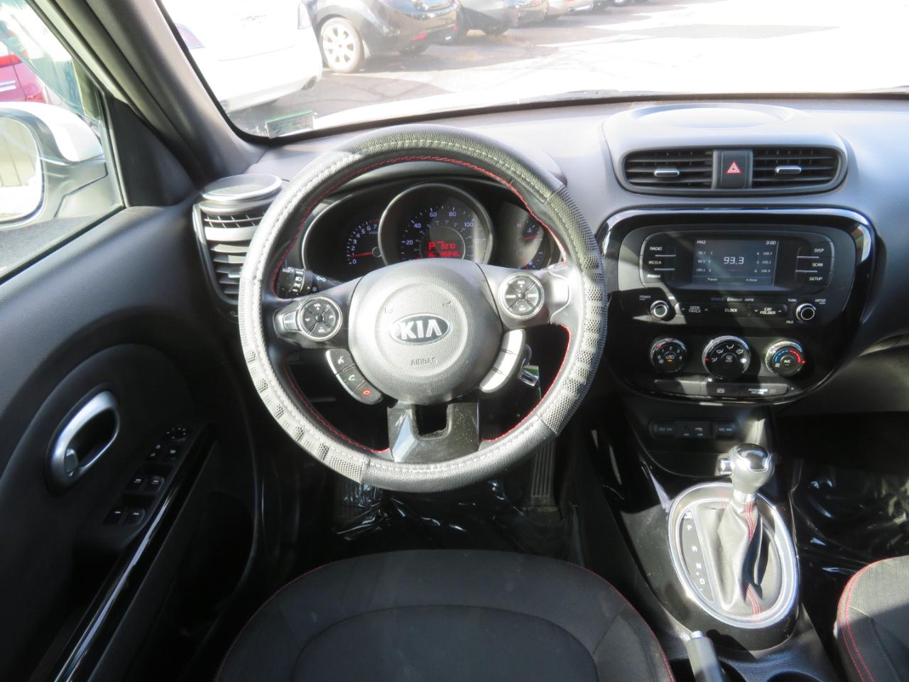 Kia Soul + w/Signature 2.0 Special Edition 2016