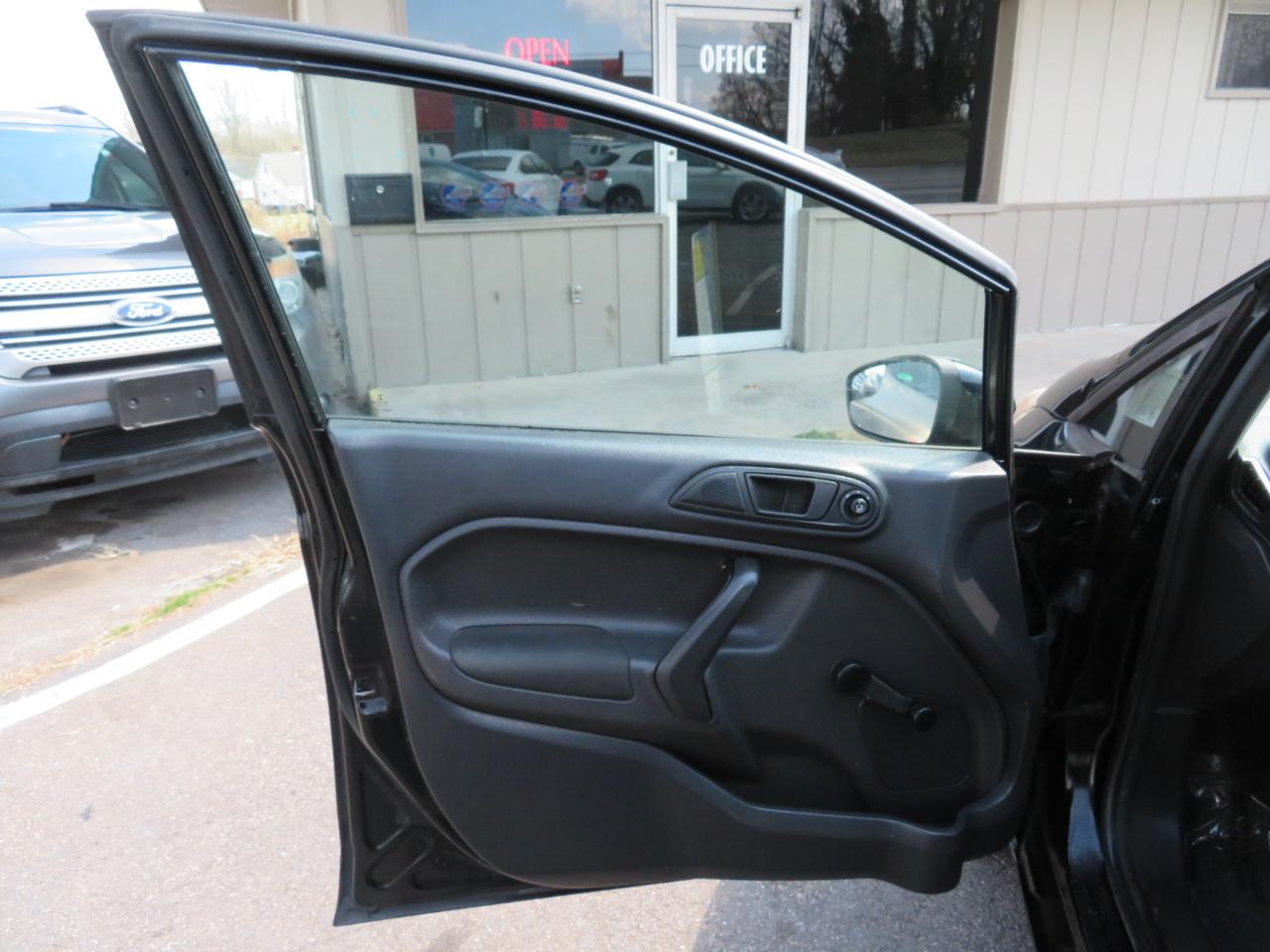 Ford Fiesta S Hatchback 2016