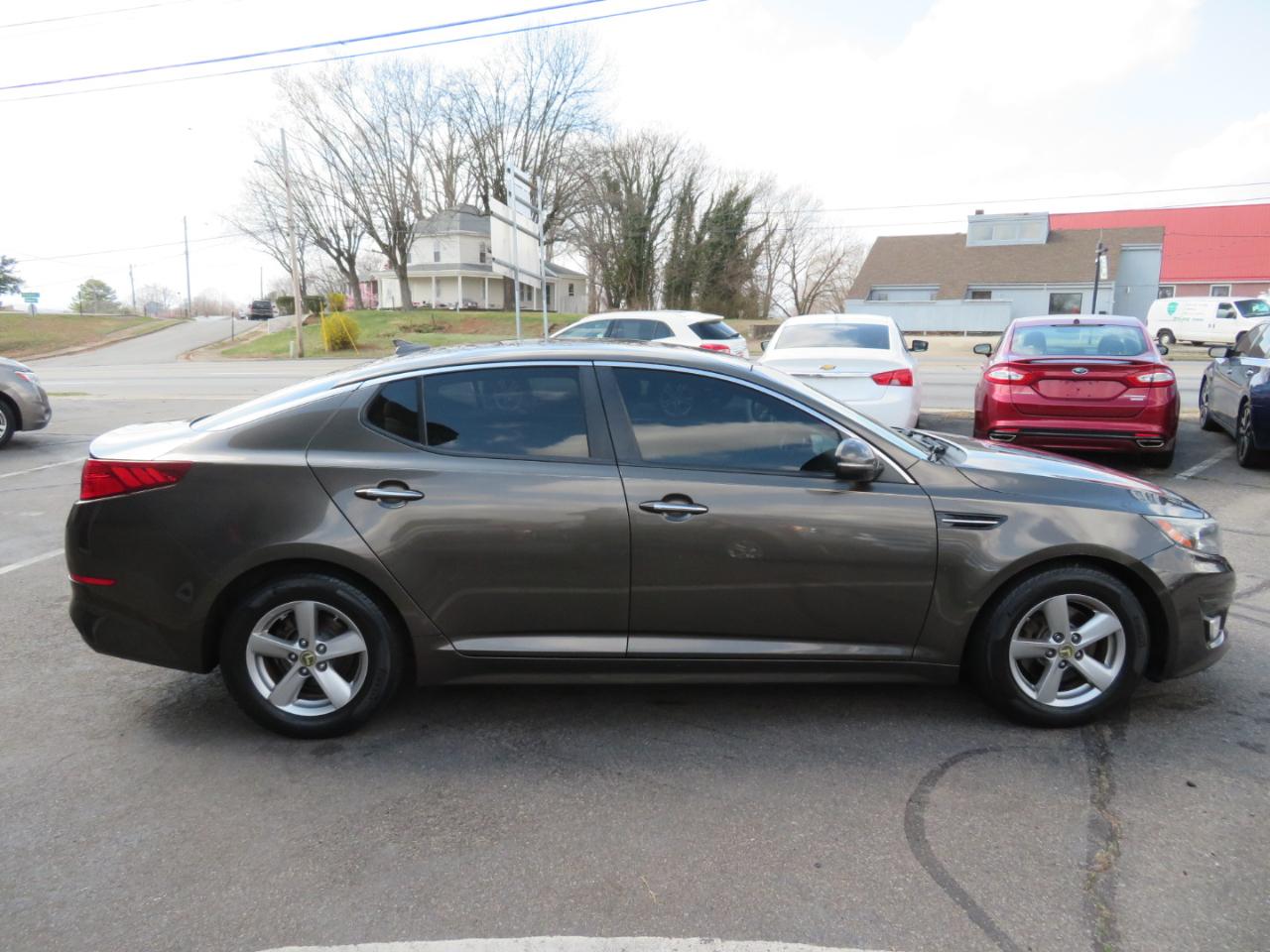 Kia Optima LX 2014