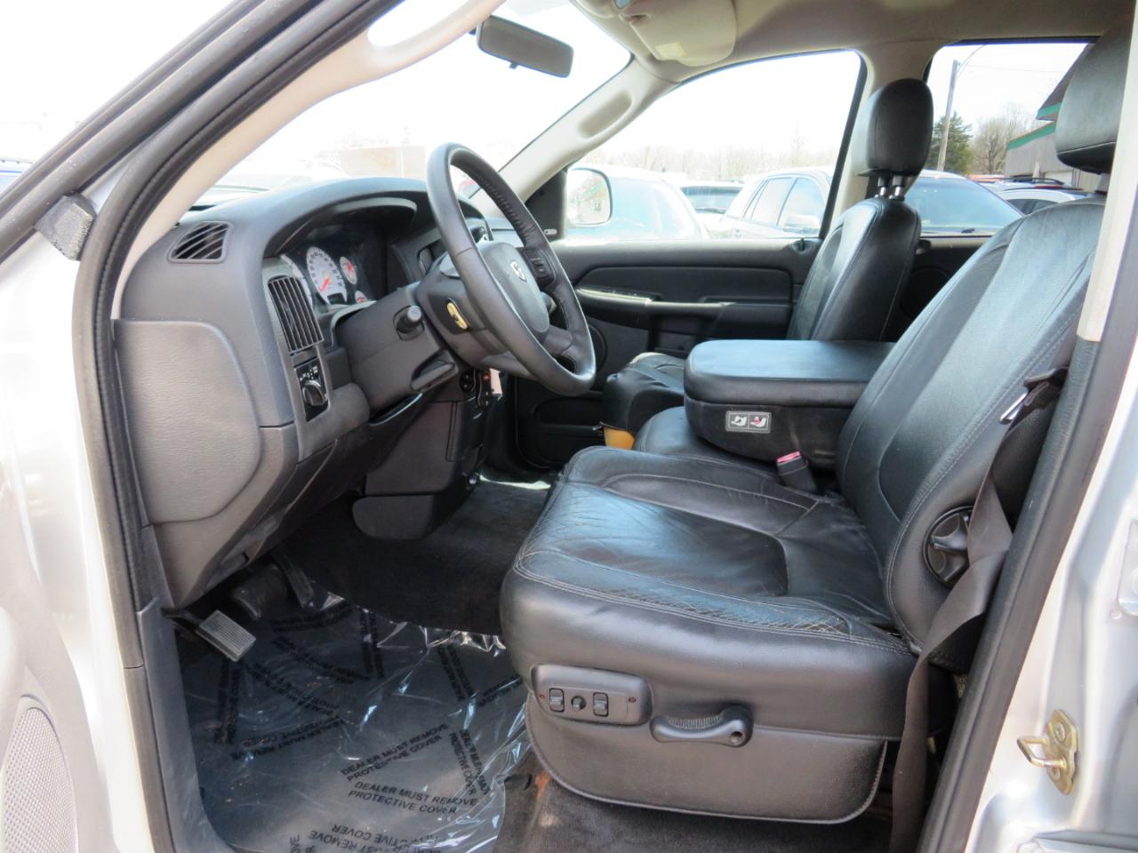 Dodge Ram 1500 Laramie Quad Cab Long Bed 2WD 2005