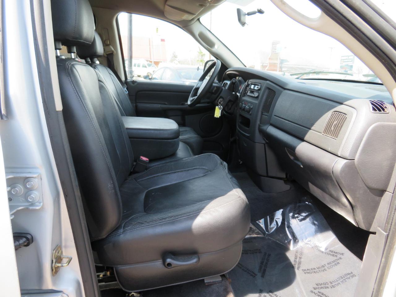 Dodge Ram 1500 Laramie Quad Cab Long Bed 2WD 2005