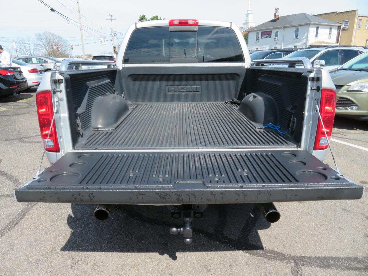 Dodge Ram 1500 Laramie Quad Cab Long Bed 2WD 2005