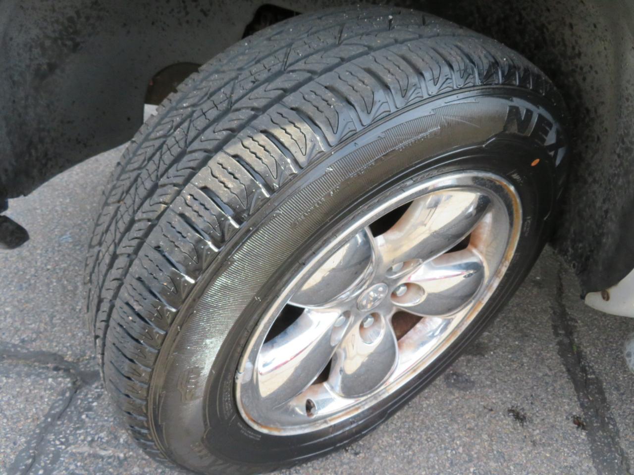 Dodge Ram 1500 Laramie Quad Cab Long Bed 2WD 2005