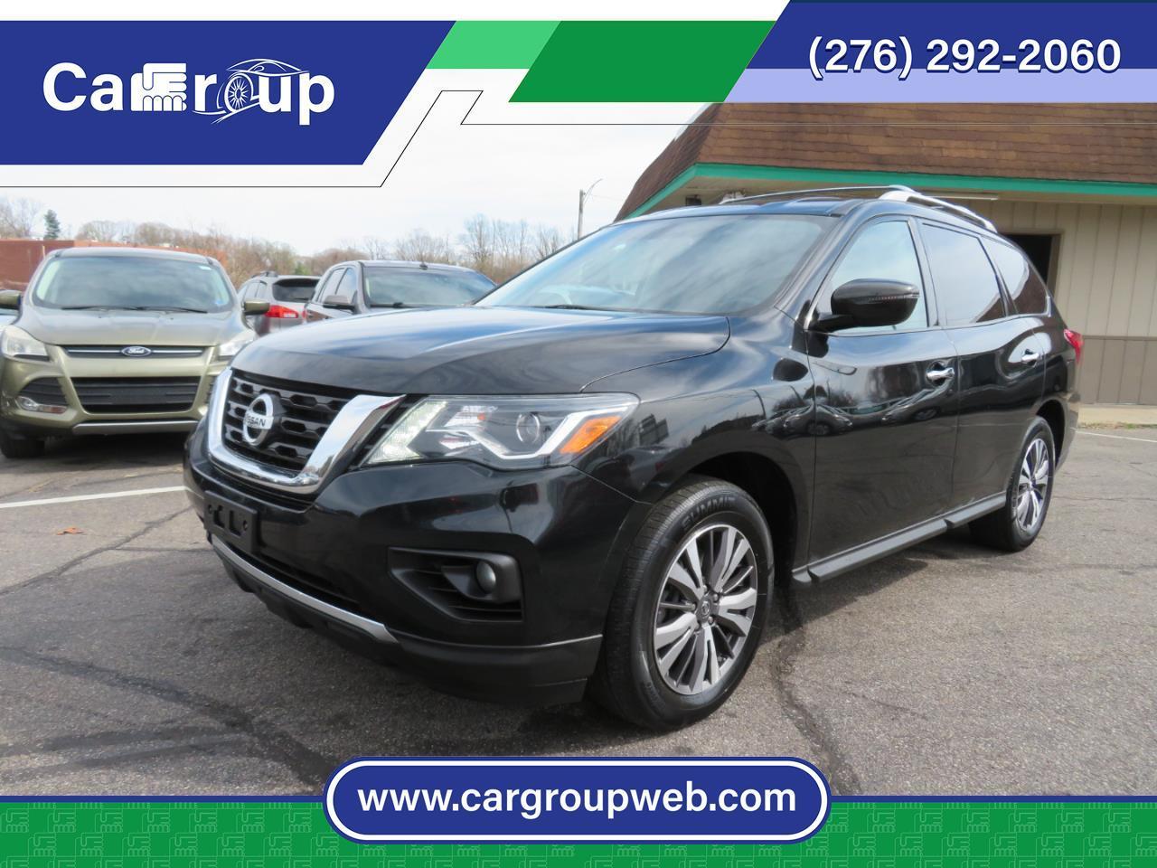 Nissan Pathfinder SV 4WD 2017