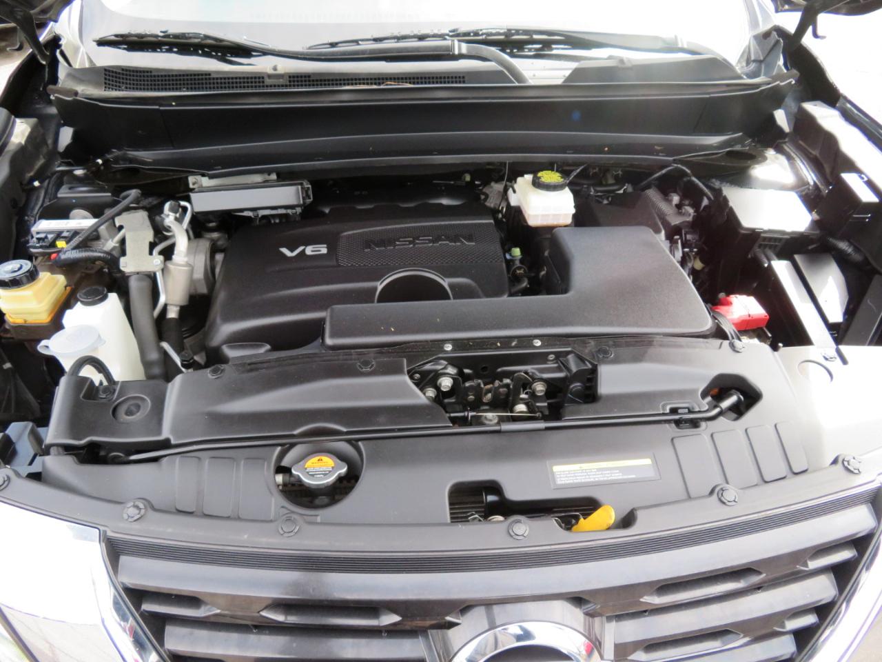 Nissan Pathfinder SV 4WD 2017