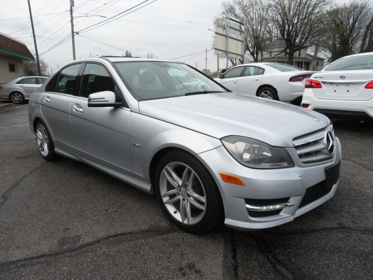Mercedes-Benz C-Class C250 Luxury Sedan 2012