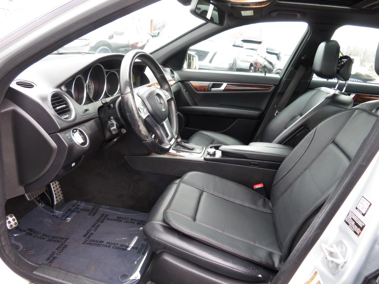 Mercedes-Benz C-Class C250 Luxury Sedan 2012