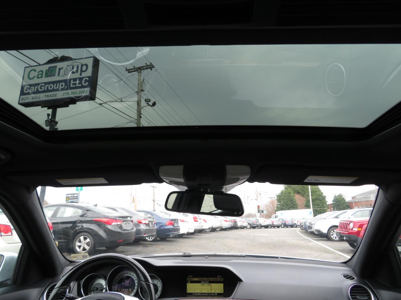 Mercedes-Benz C-Class C250 Luxury Sedan 2012