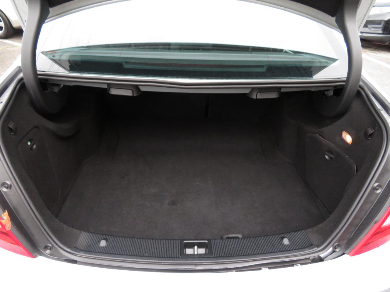 Mercedes-Benz C-Class C250 Luxury Sedan 2012