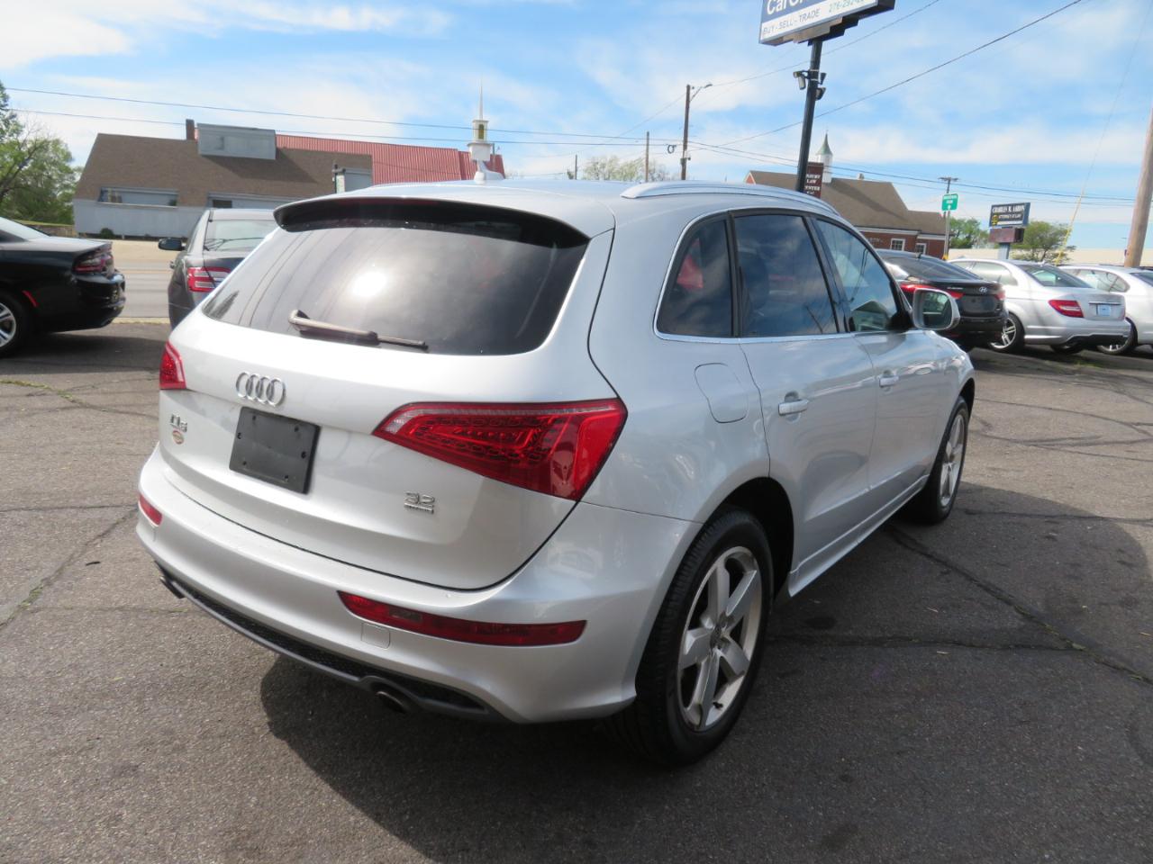 Audi Q5 3.2 quattro Premium 2012