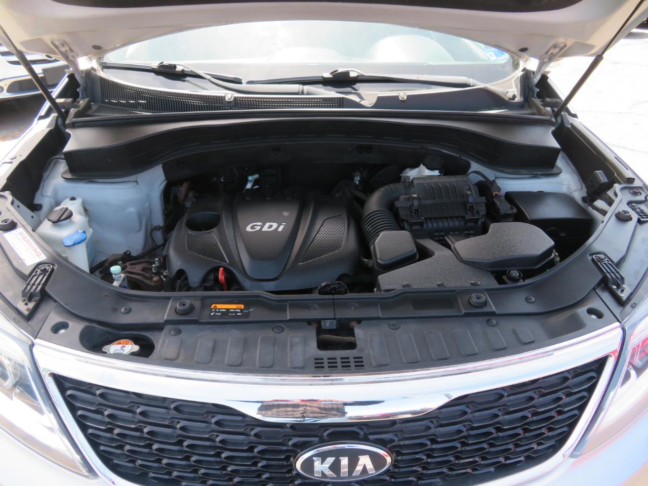 Kia Sorento LX 2WD 2015