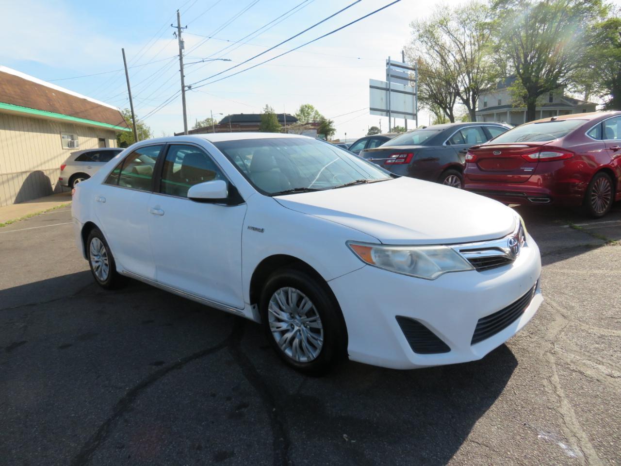 Toyota Camry Hybrid LE 2012