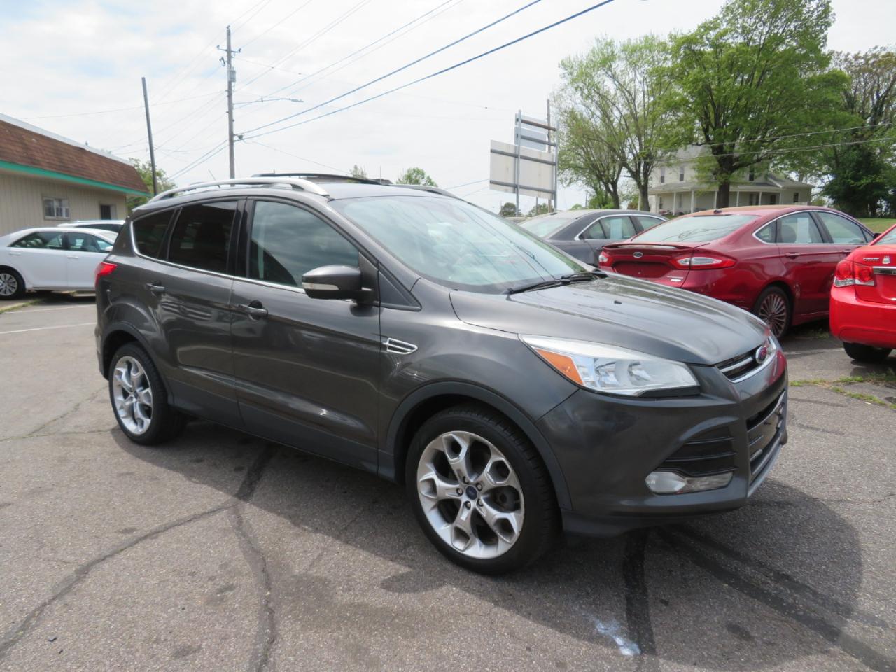 Ford Escape Titanium 4WD 2016