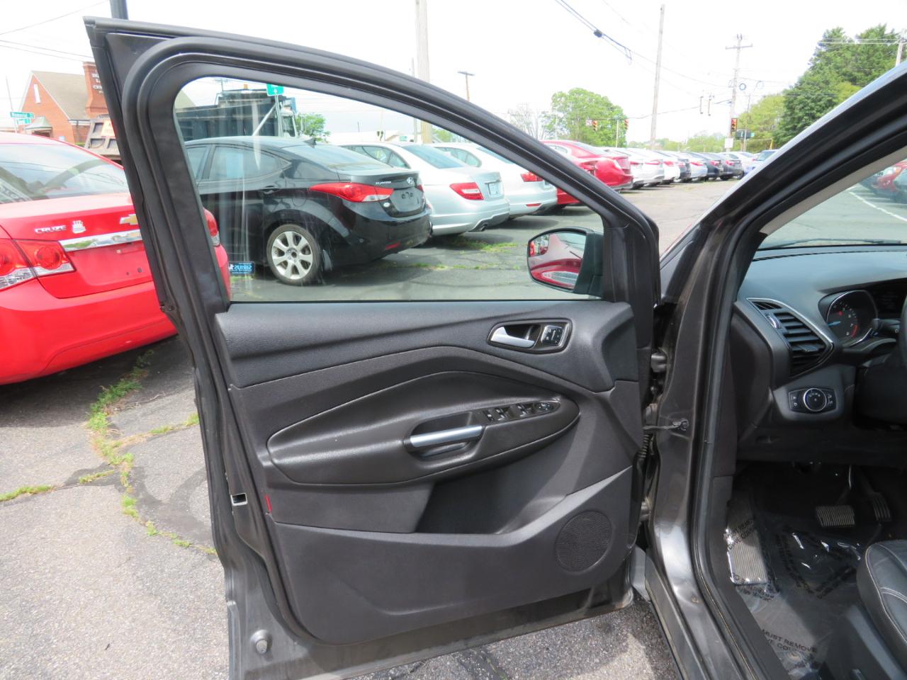 Ford Escape Titanium 4WD 2016