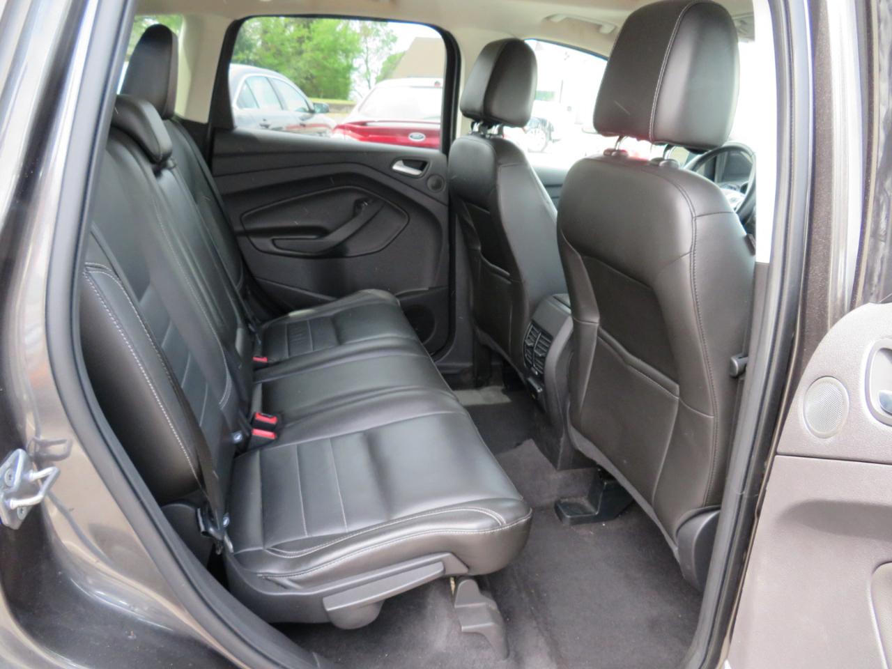 Ford Escape Titanium 4WD 2016