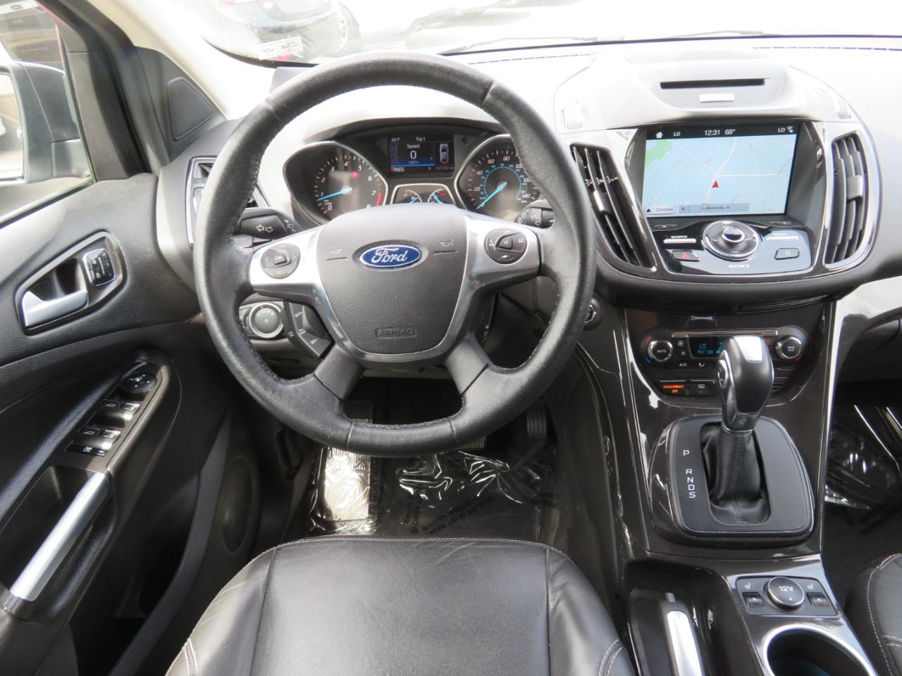 Ford Escape Titanium 4WD 2016