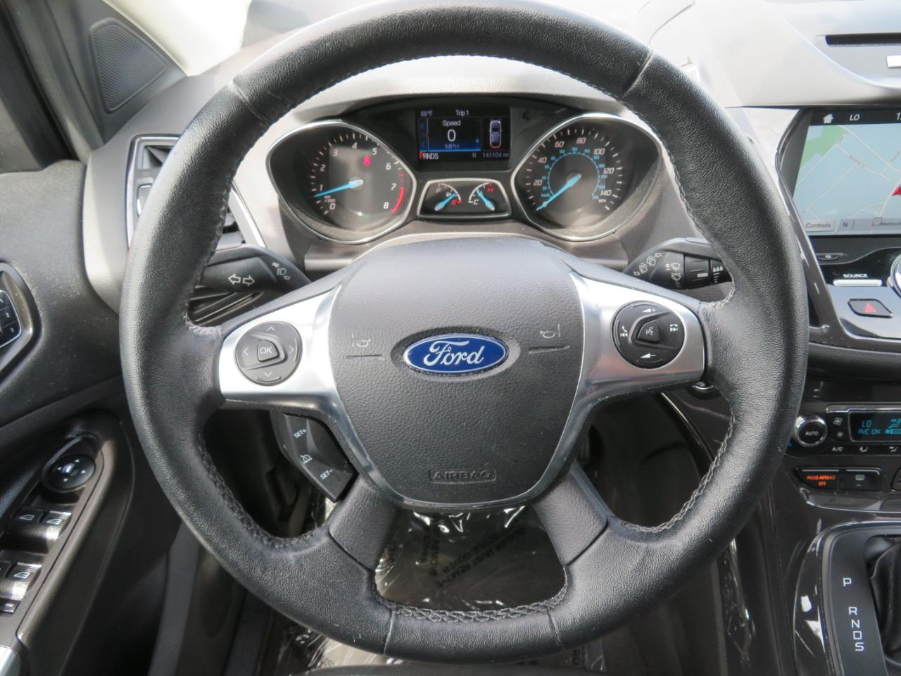 Ford Escape Titanium 4WD 2016