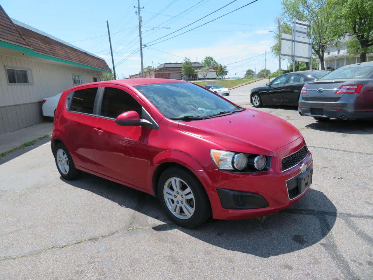 Chevrolet Sonic LT Auto 5-Door 2015