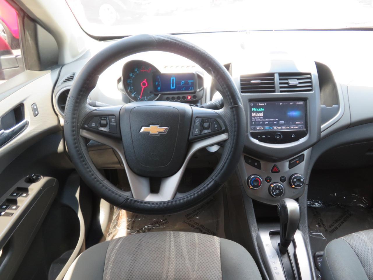 Chevrolet Sonic LT Auto 5-Door 2015
