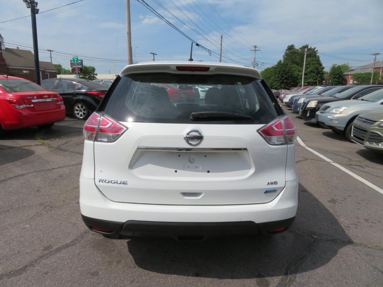 Nissan Rogue S AWD 2014