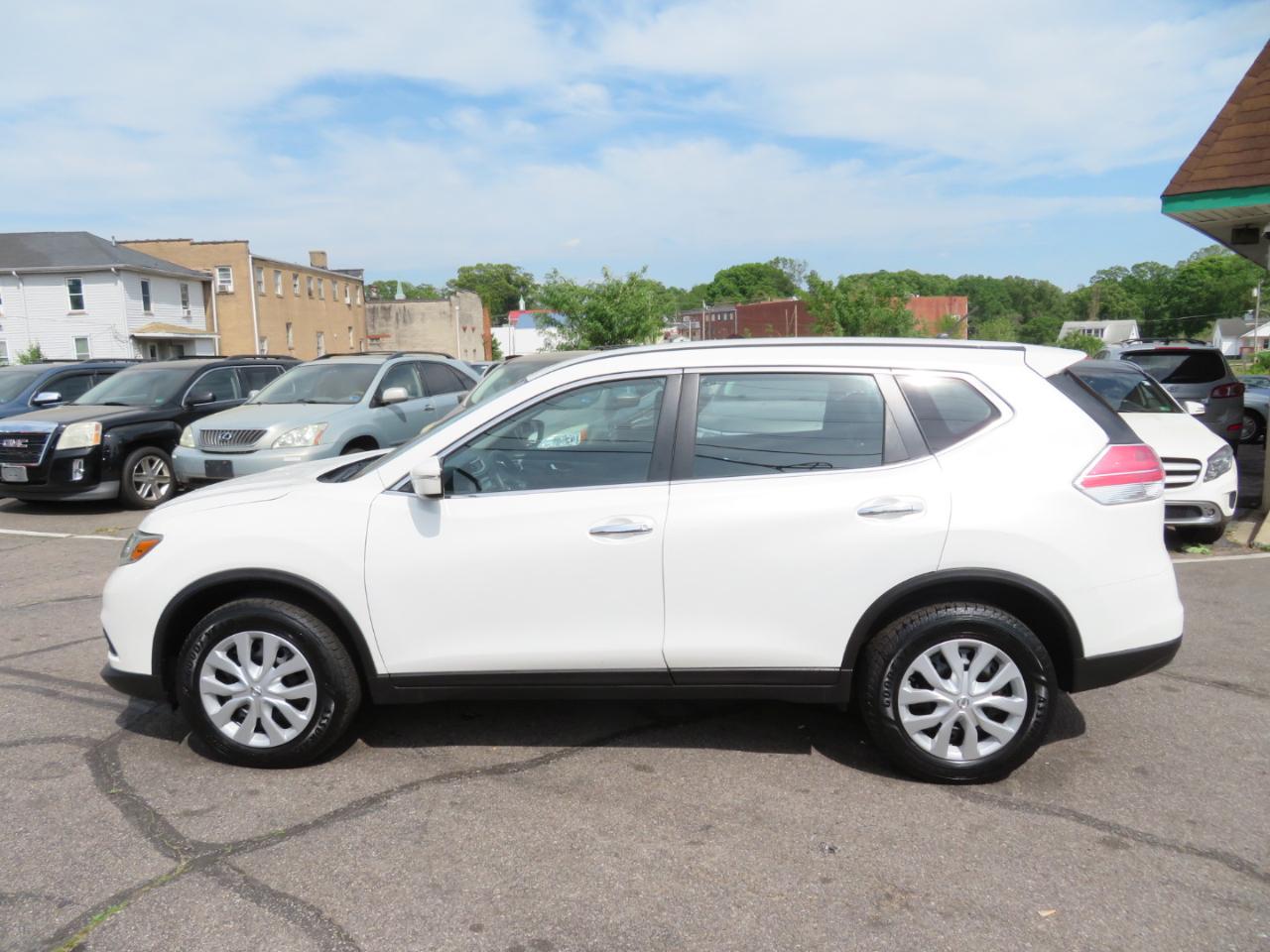 Nissan Rogue S AWD 2014