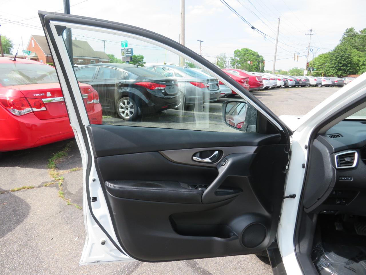 Nissan Rogue S AWD 2014