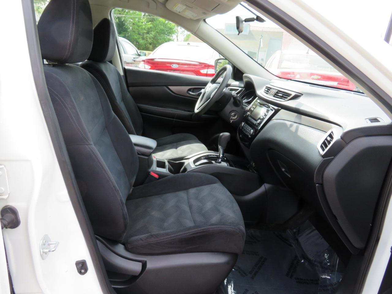 Nissan Rogue S AWD 2014