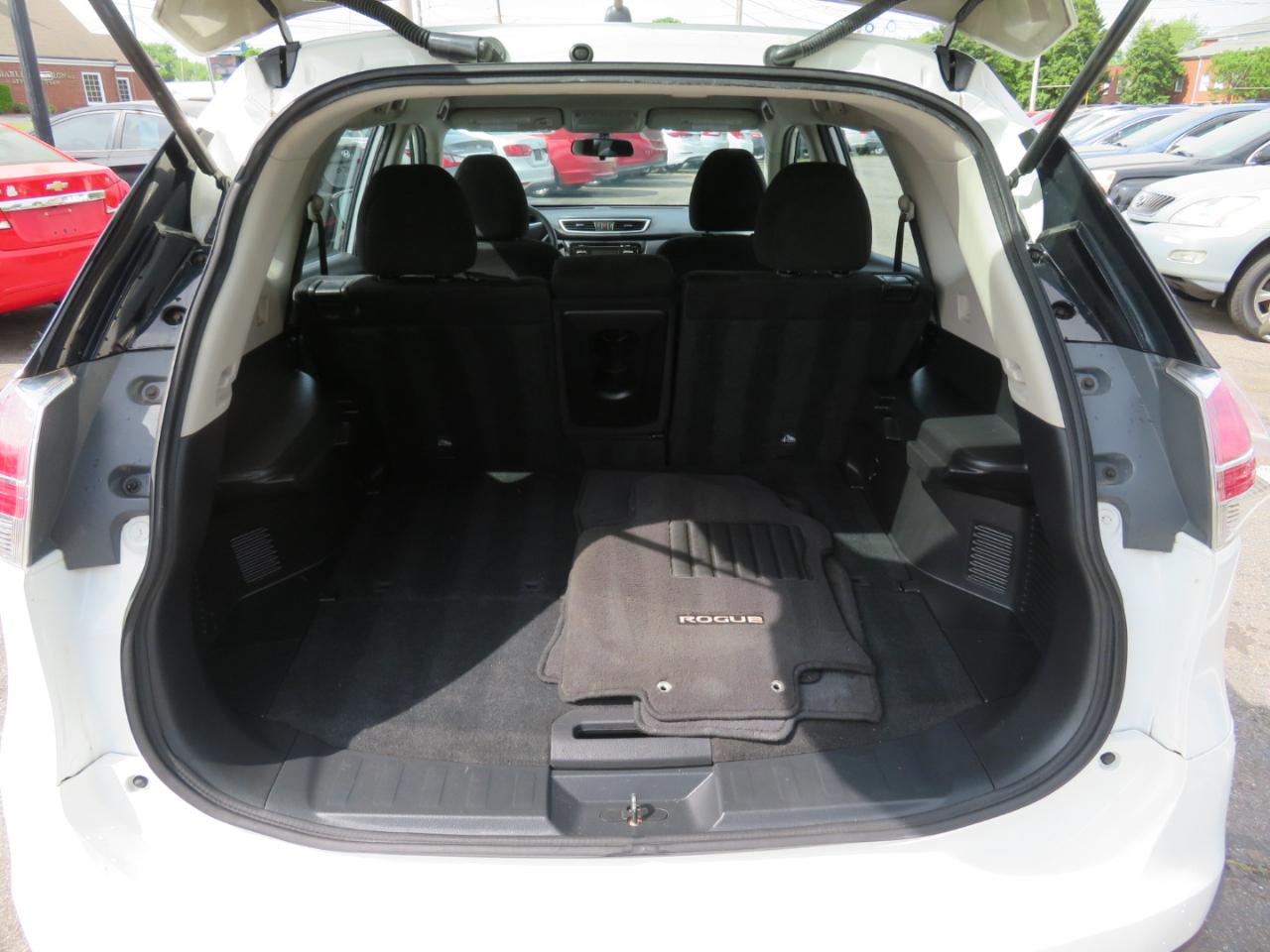 Nissan Rogue S AWD 2014