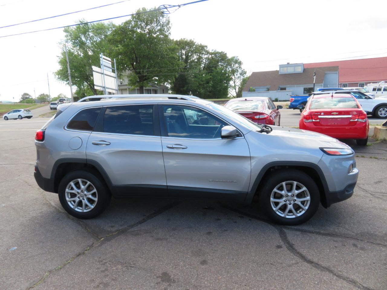 Jeep Cherokee Latitude 4WD 2015