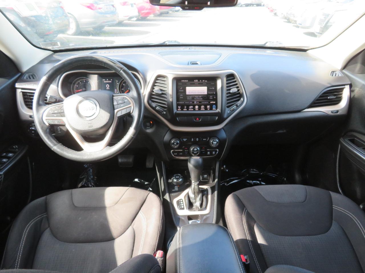 Jeep Cherokee Latitude 4WD 2015