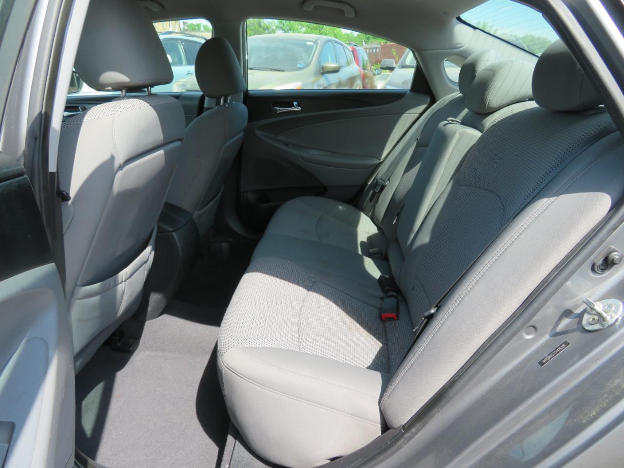 Hyundai Sonata GLS Special Value 2012