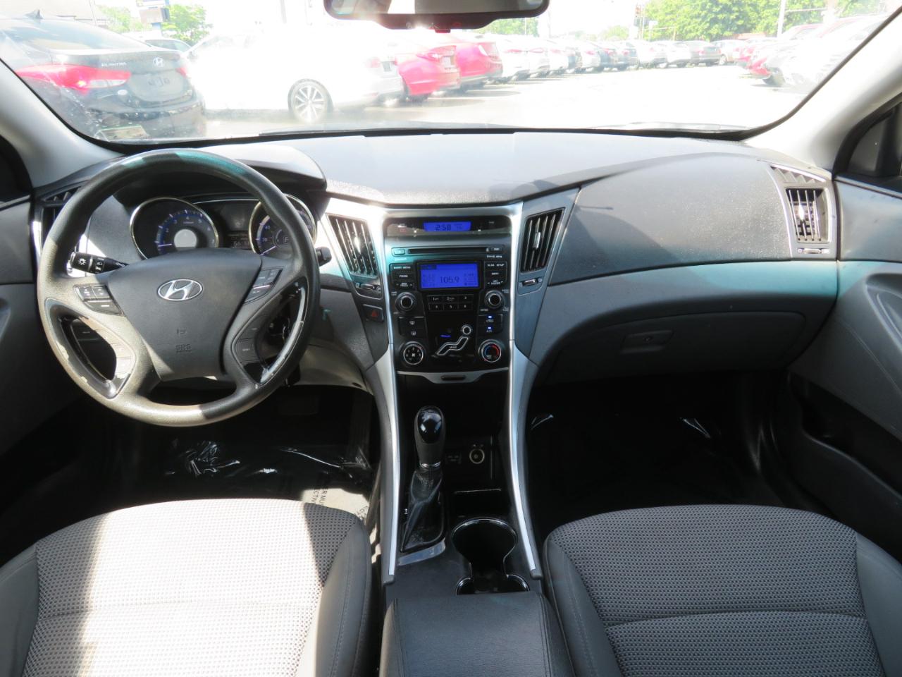 Hyundai Sonata GLS Special Value 2012