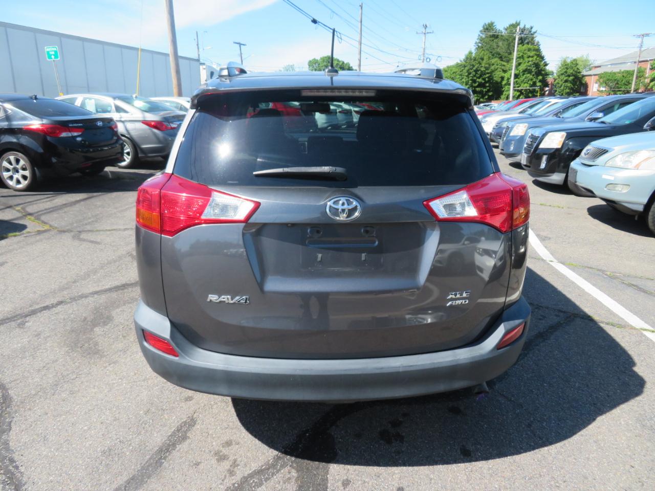 Toyota RAV4 XLE AWD 2014