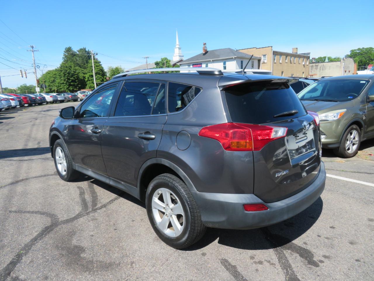 Toyota RAV4 XLE AWD 2014