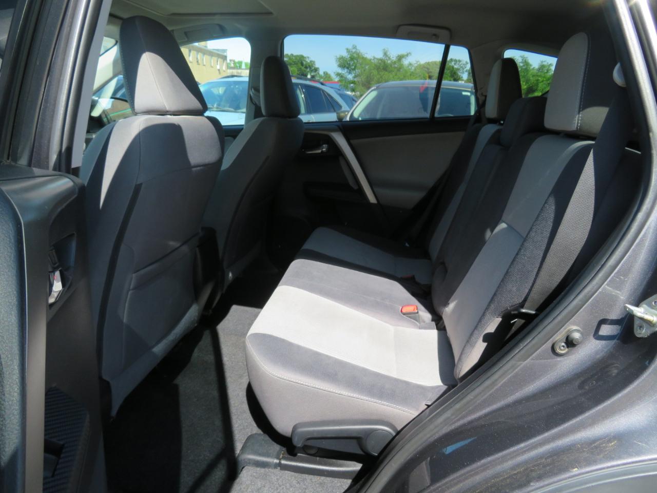 Toyota RAV4 XLE AWD 2014