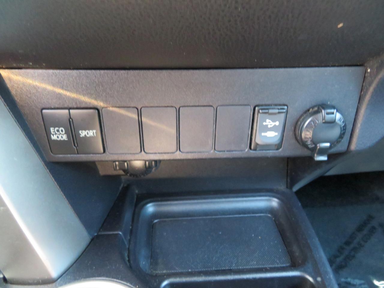 Toyota RAV4 XLE AWD 2014