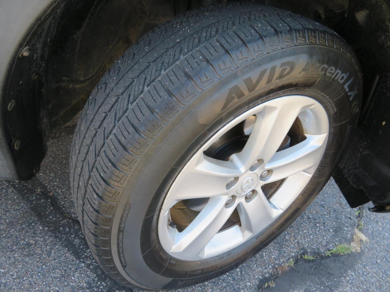 Toyota RAV4 XLE AWD 2014