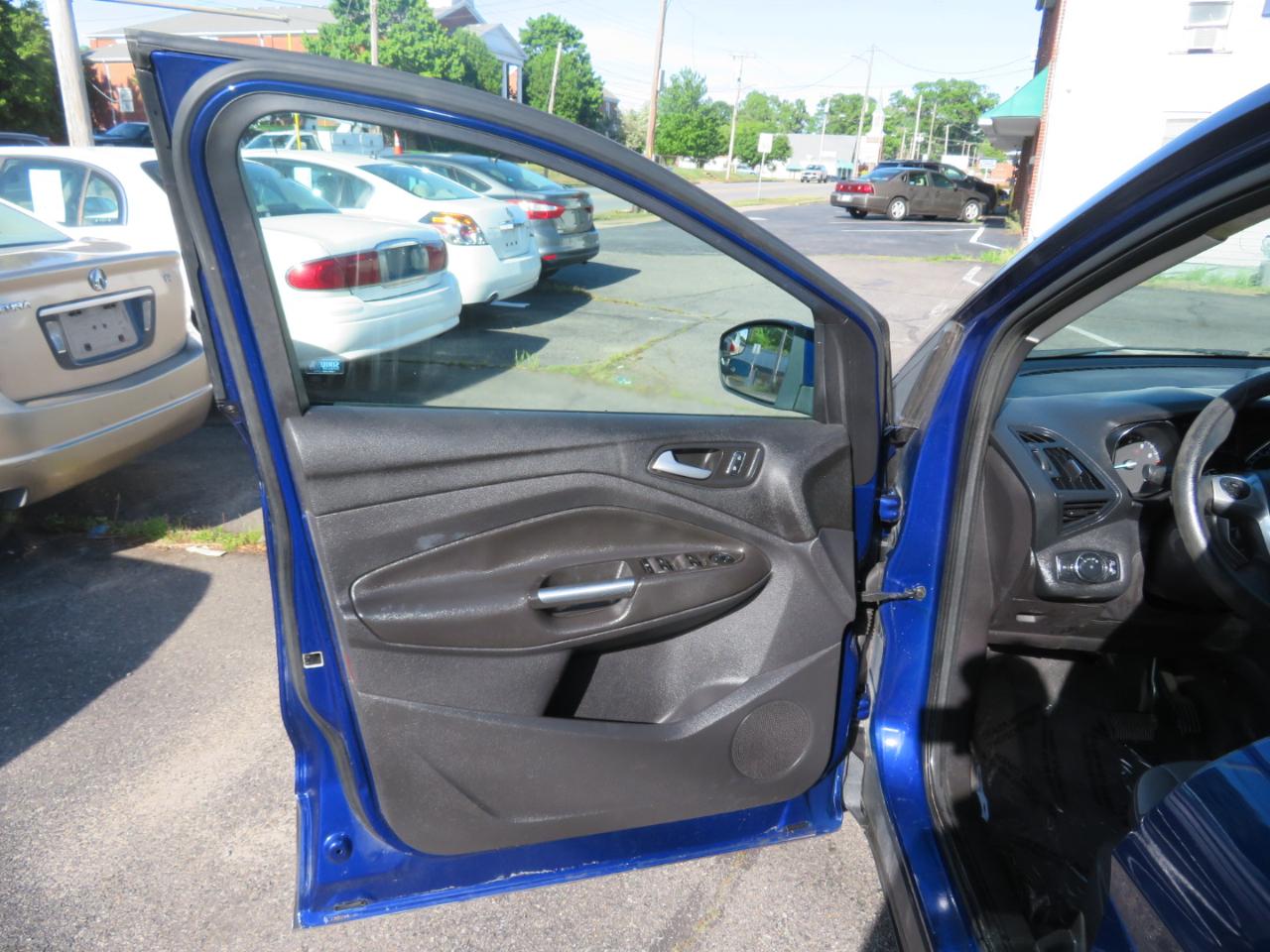 Ford Escape SE FWD 2013