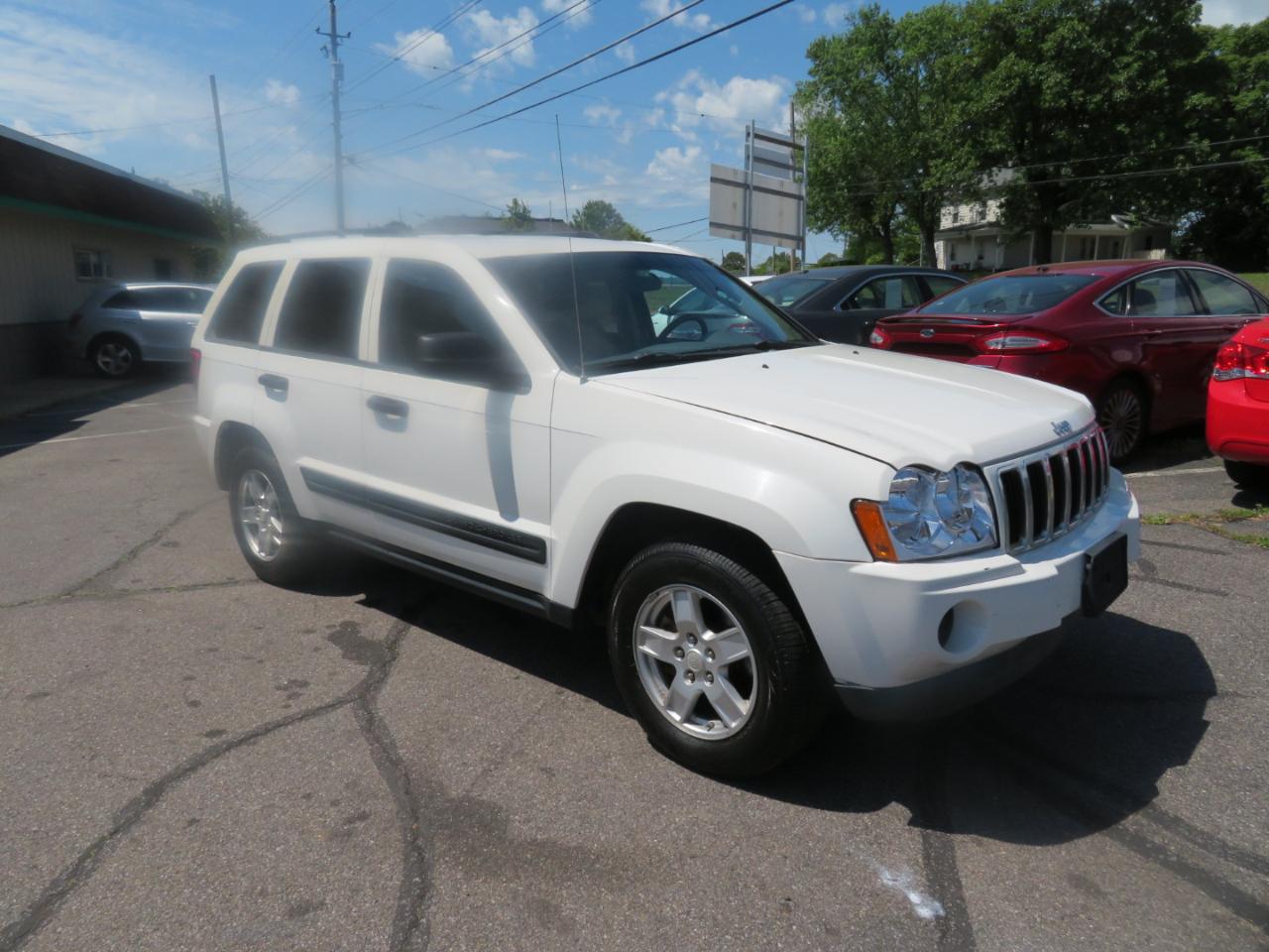 Jeep Grand Cherokee Laredo 4WD 2006
